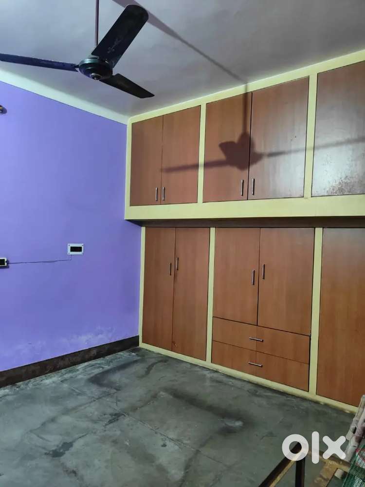 Room with attached bathroom, Kitchen, parking