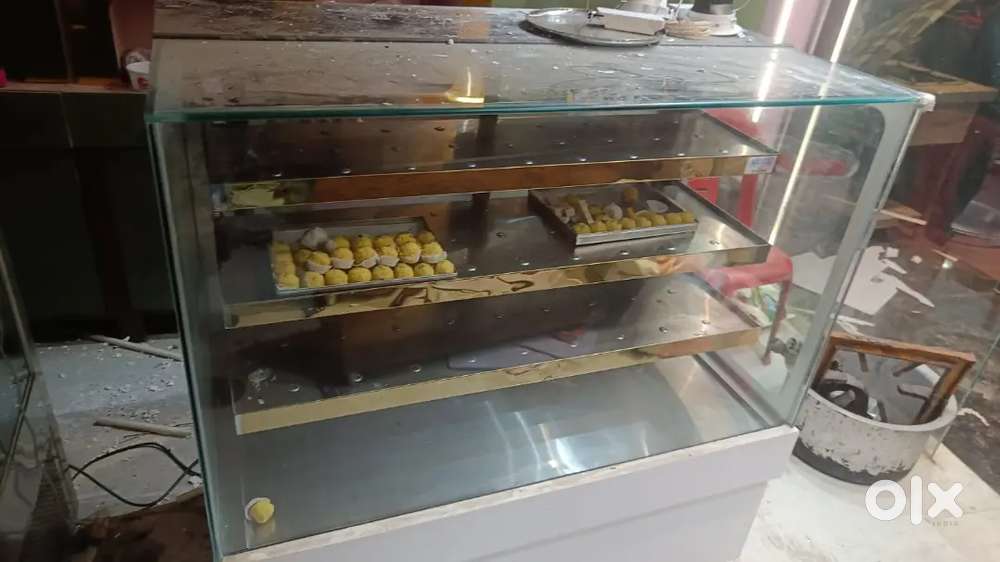 Fridges one month old and new. 5 sait.3 cold one hot and one fastfood