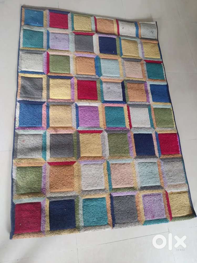 Carpet for living hall