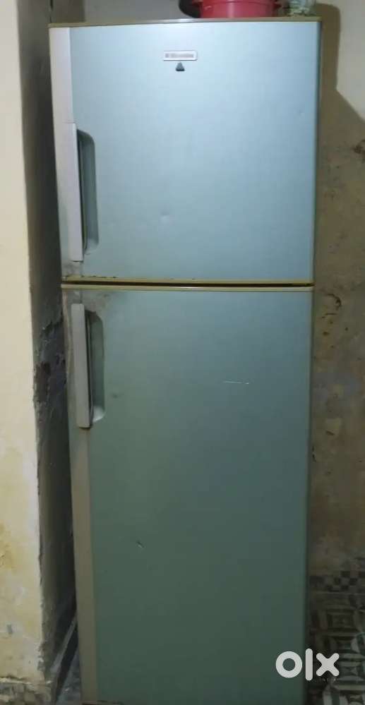 Double door fridge
