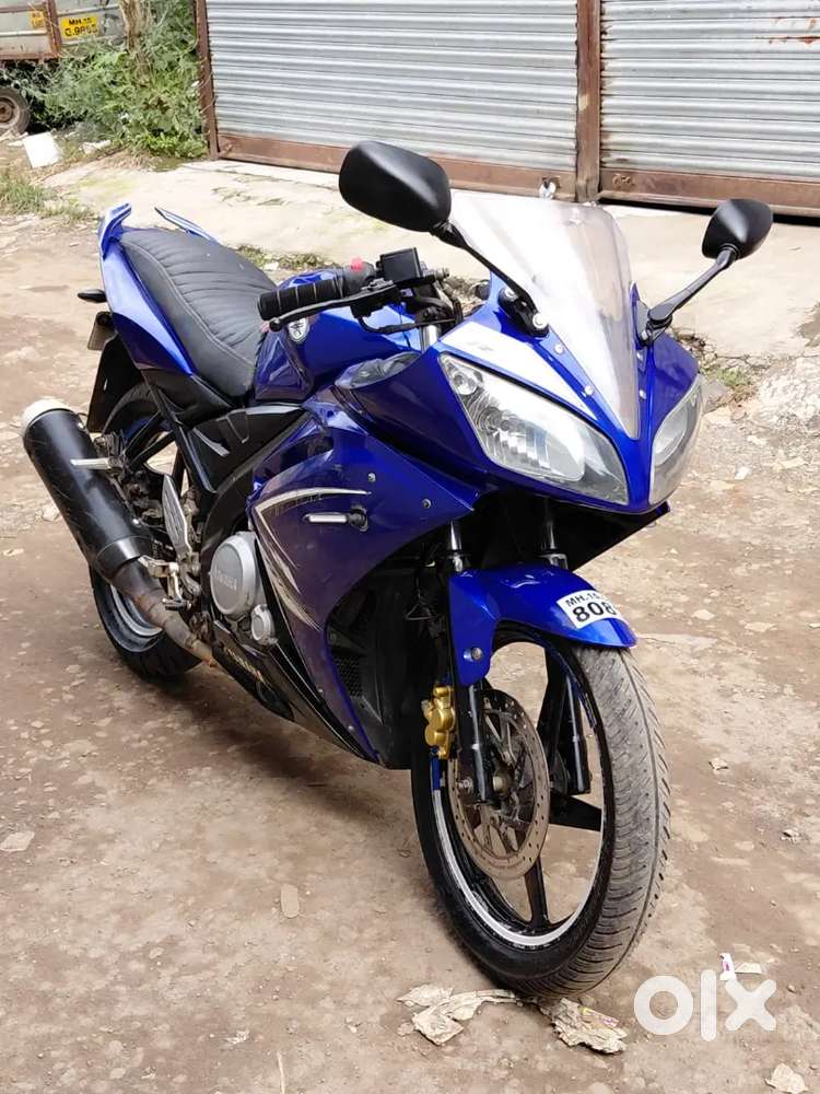 Yamaha R15 version 1 Top Modal very awesome condition take ndrive only