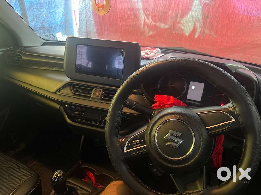 Maruti Suzuki Swift 2025 Petrol 1979 Km Driven