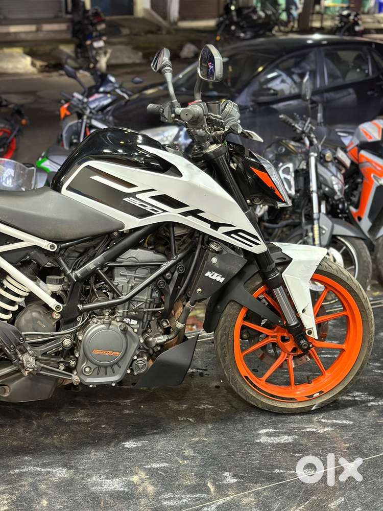 Duke 200 bs6 2022 model