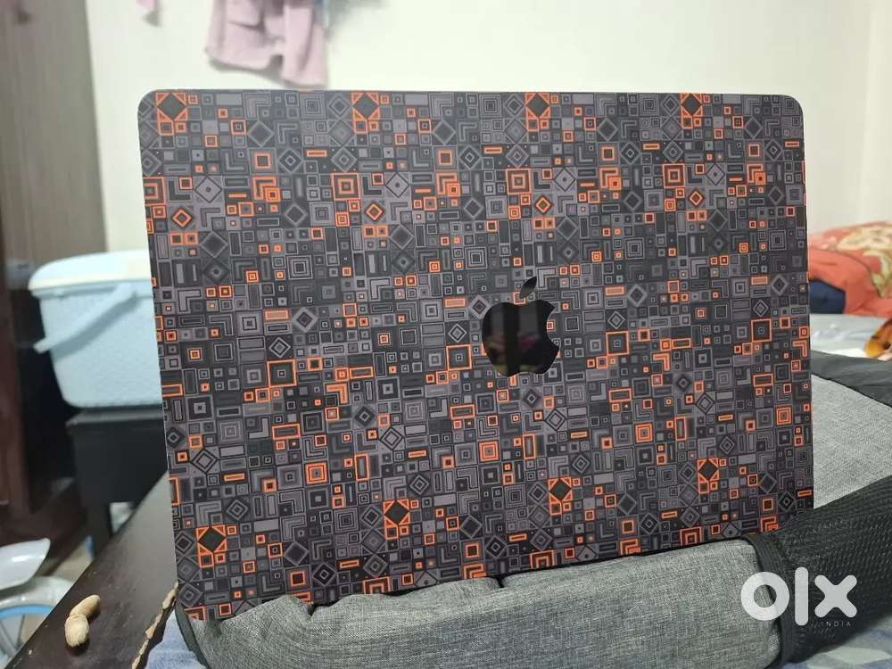 Macbook air  116gb ram 1tb storage