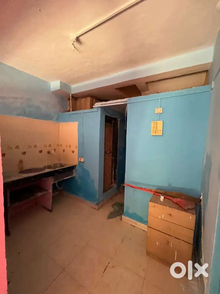 Shop + Room  for Rent 10 Rent ground floor virar east