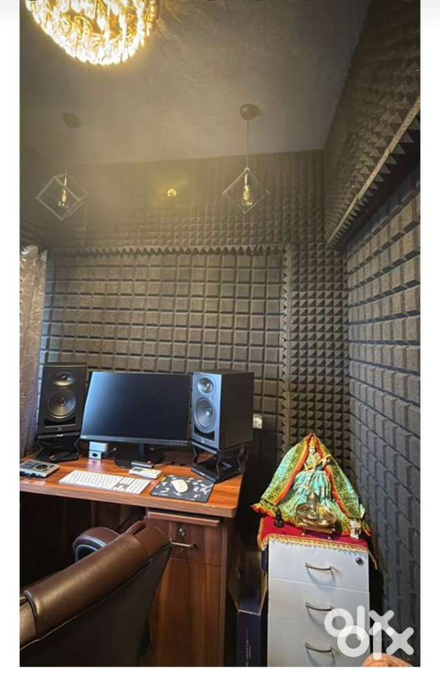 Looking for a male Flatmate  Small 2BHK Flat in Malad