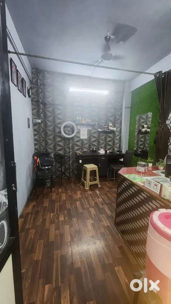 Shop office for rent 7000