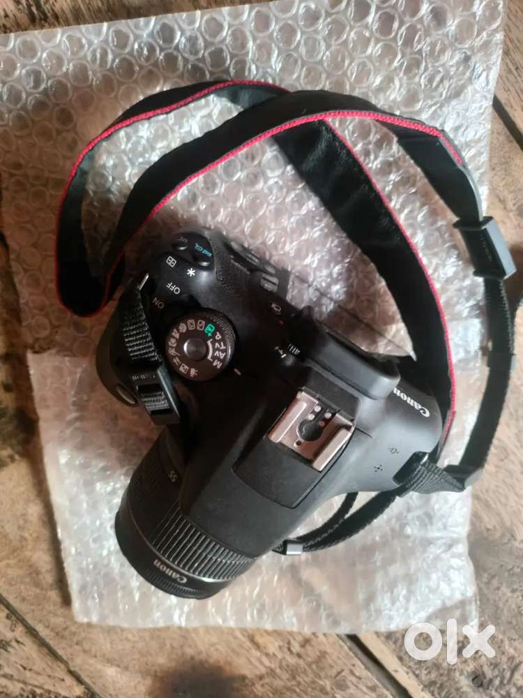 Canon 1500D Camera