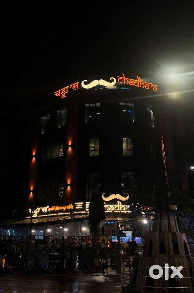 HIRING WAITER - FULL TIME / PART TIME -