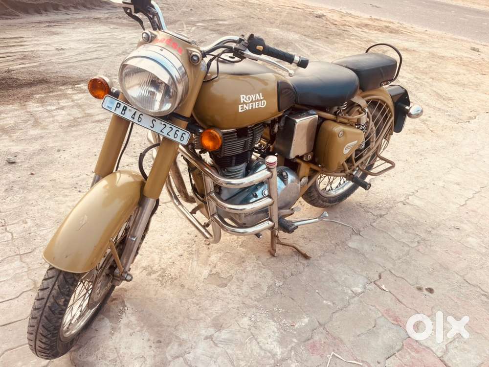 Royal Enfield (desert storm 500)