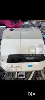 Epson EB-575Wi 3LCD Shot Throw Projector