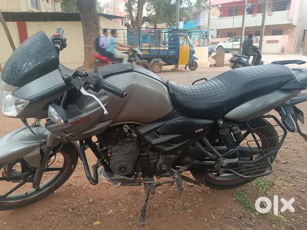 Apache RTR 160 2015 Model