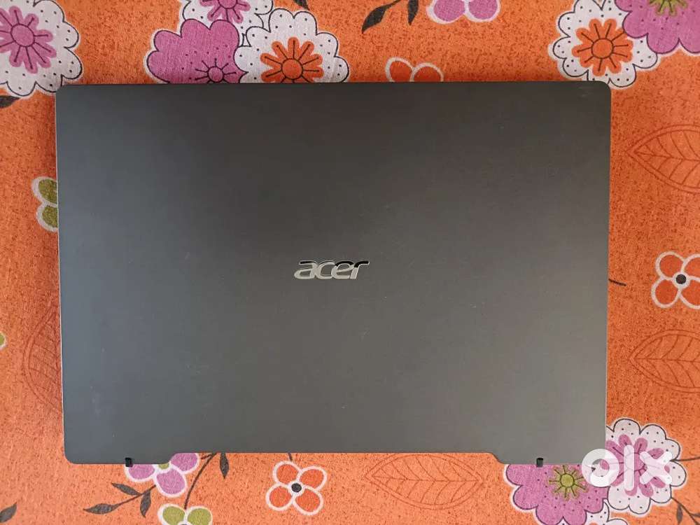 Acer aspire 3 11.6 inch laptop with Intel graphics and processor