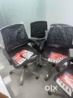 Office Chair/Employee Chair/Staff Chair/in (Black)