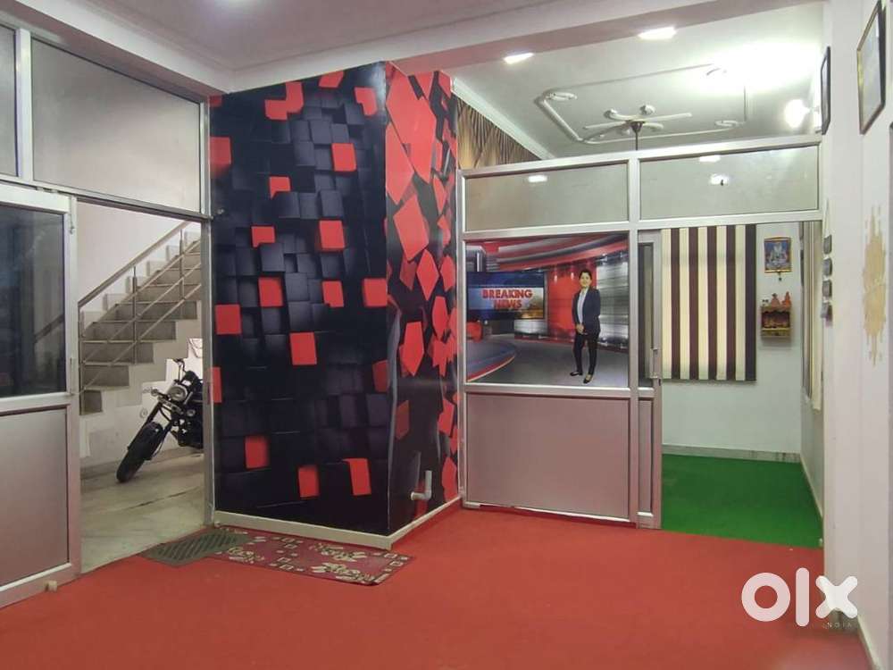 OFFICE SPACE + 1 CABIN + 1 BATHROOM @ 12000