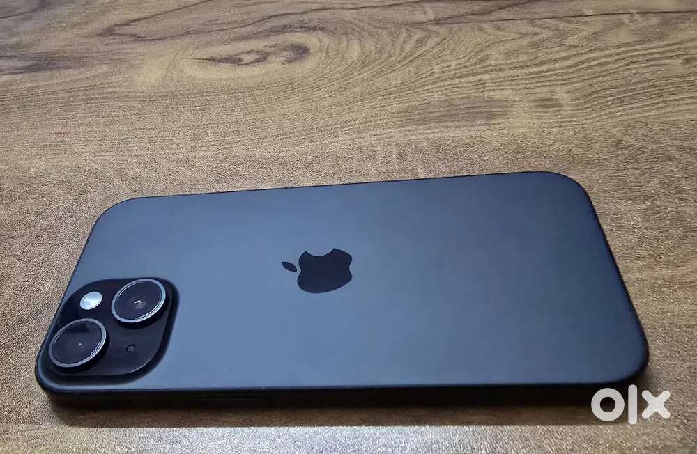 iPhone 15 (256 GB, Black)