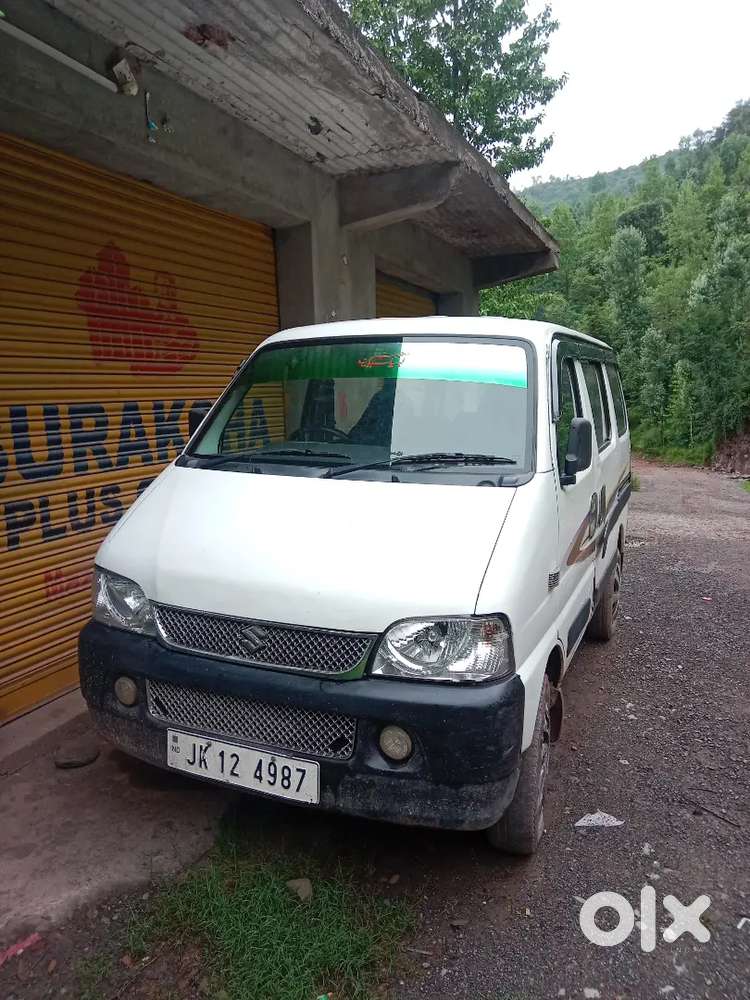 Car bilkul oky he hmara koi chlane wala ni he