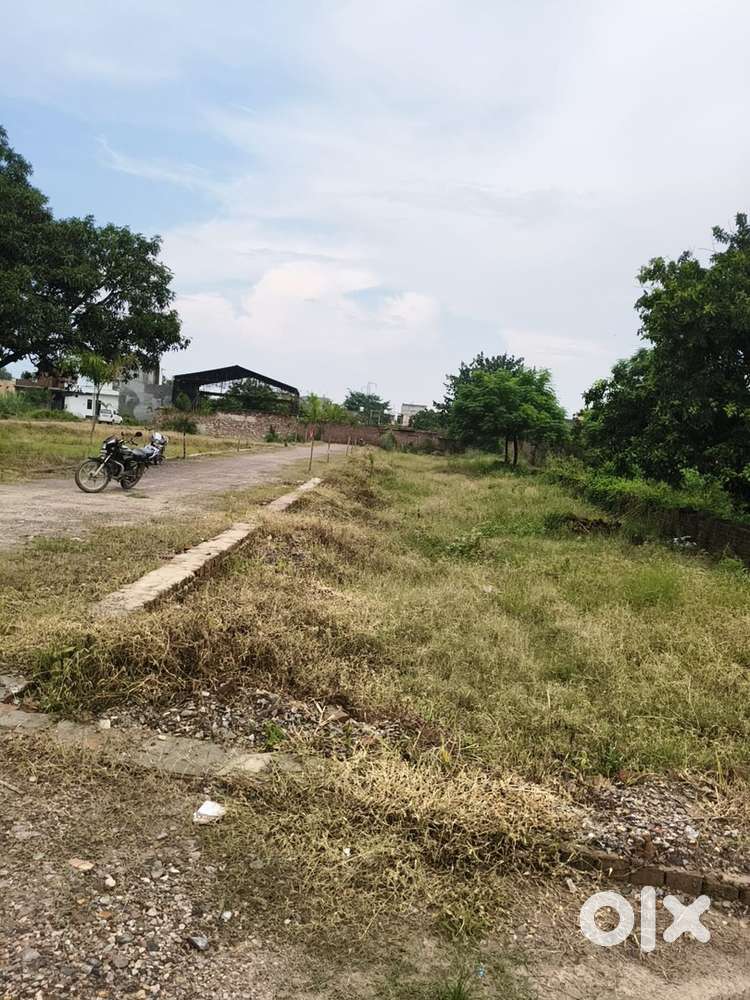 150 गज का प्लॉट  मेरठ रोड,  मुरादनगर ग़ाज़ियाबाद में