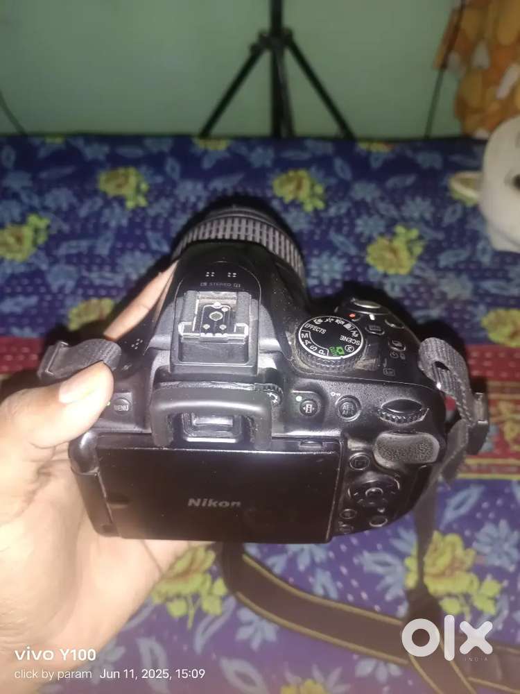 Nikon 5200 with 18 55 lens