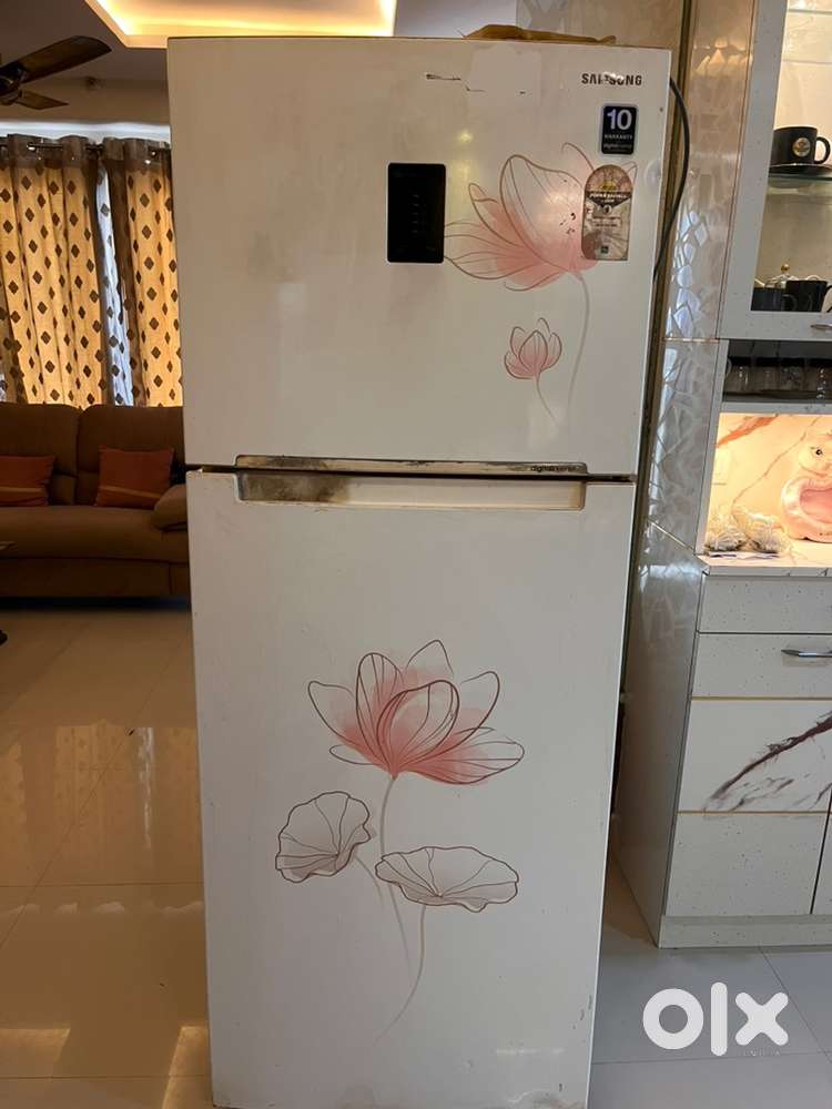 Samsung 415L double door convertable fridge with inverter inbuilt