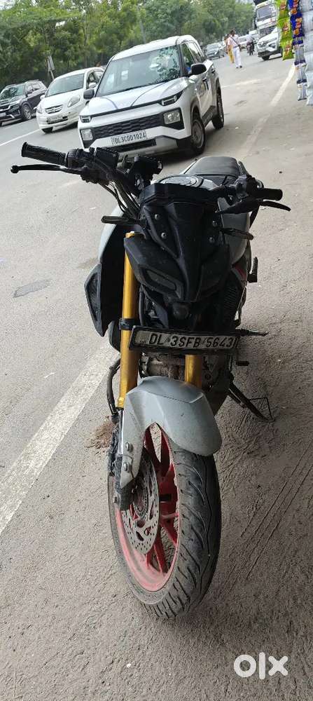 First owner bike,well maintained with all services from service center