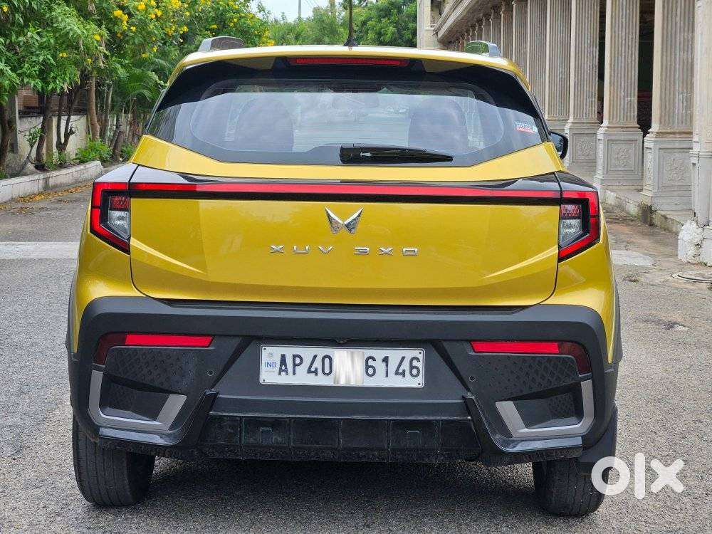 Mahindra XUV 3XO AX5 DS MT, 2024, Diesel