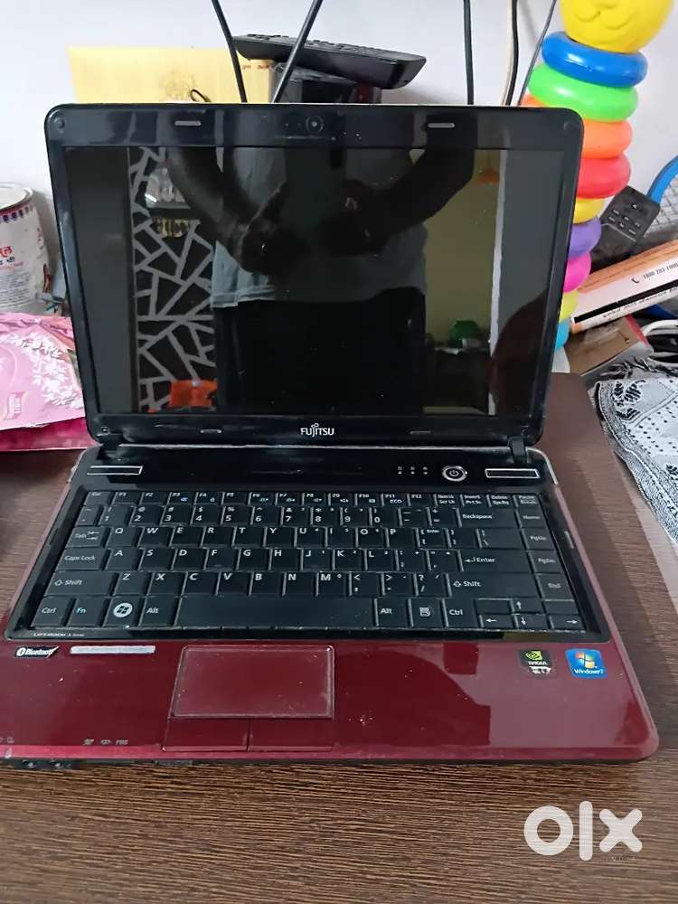 Fujitsu laptop Intel i3 good condition