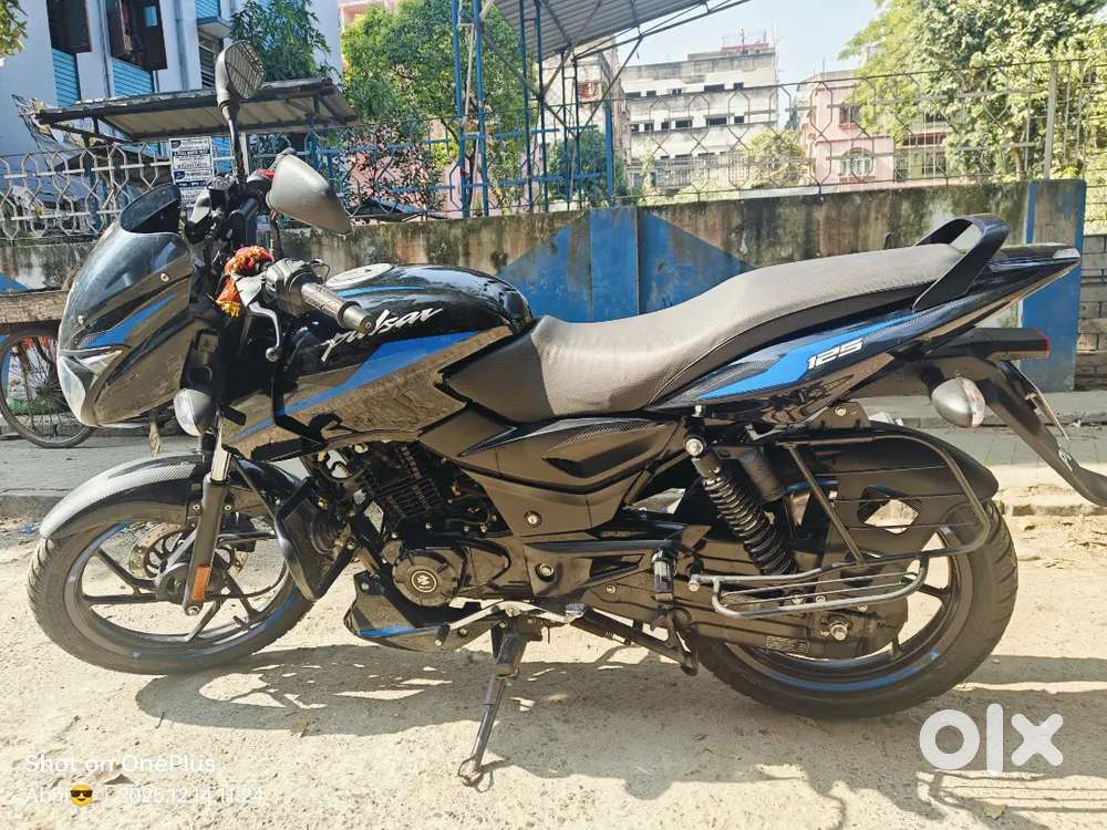 Well-Maintained 125cc Bike  Only 6,370 km Driven