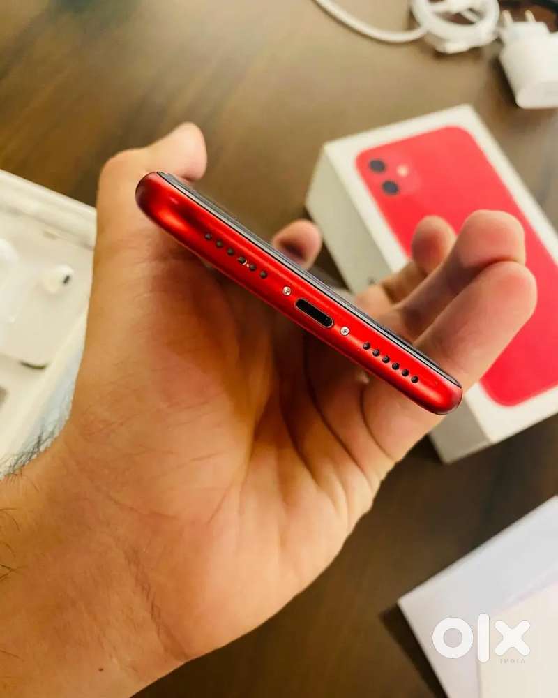 Get I phone 12 128gb selling in genuine price