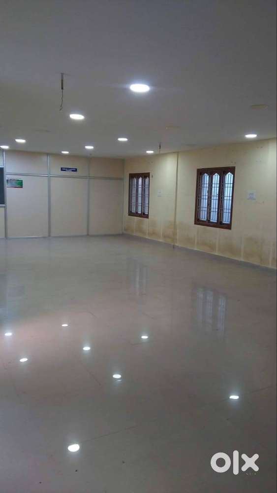 1900 SQFt NE Corner Commercial Space for Rent in Brodipeta