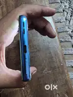 One plus 9 5g 8 128  back panel tuta hua hai