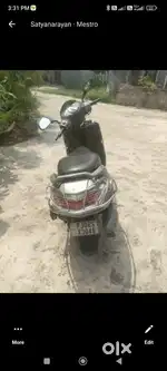 Single hend family scooty