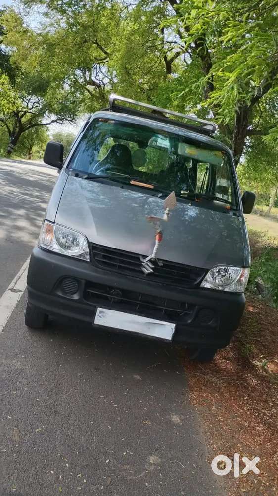 Maruti Suzuki Eeco 2024 Petrol 33000 Km Driven