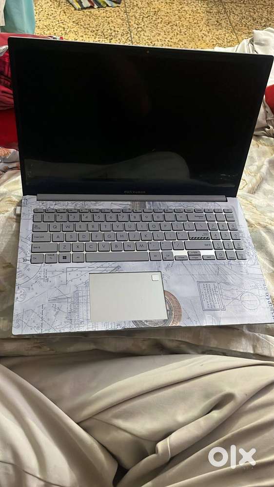 ASUS VIVOBOOK 15