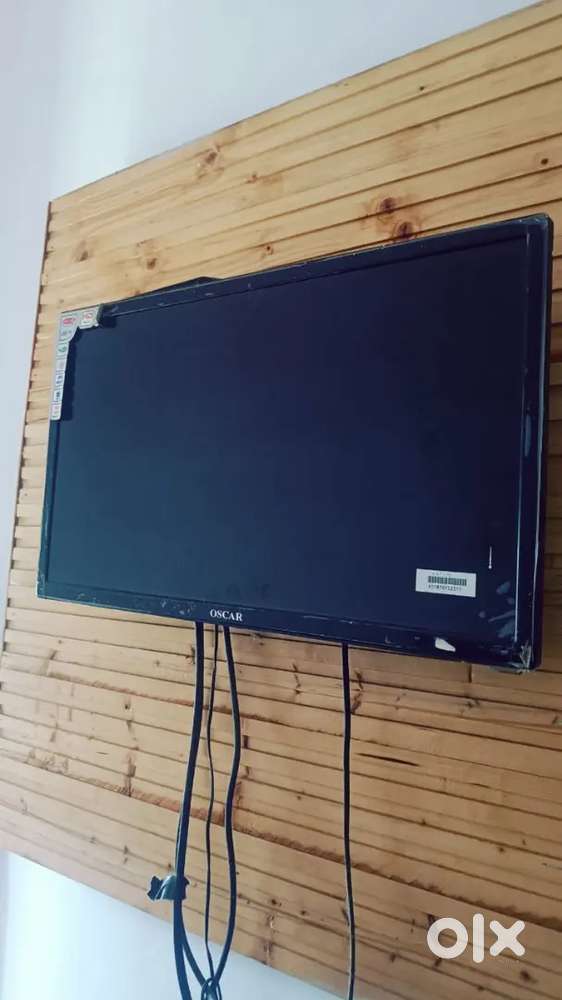 32 inch OSCAR tv