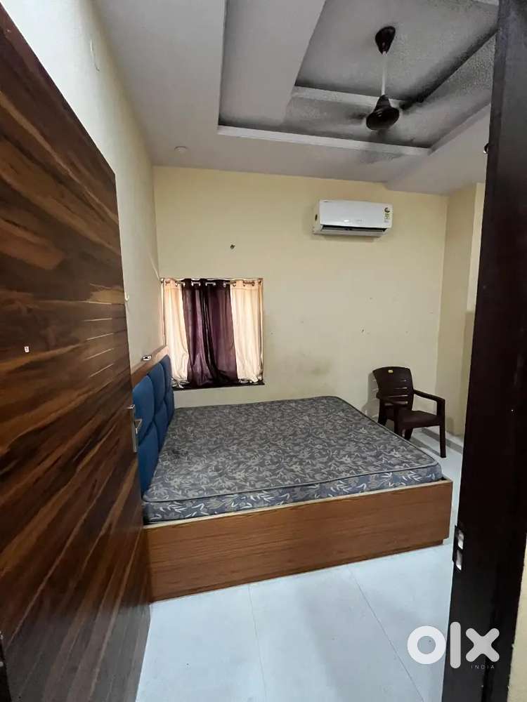 1 Rk studio, Rental service provider