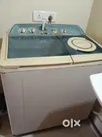 LG 7.5 Kg Semi Automatic Washing Machine-Excellent Condition