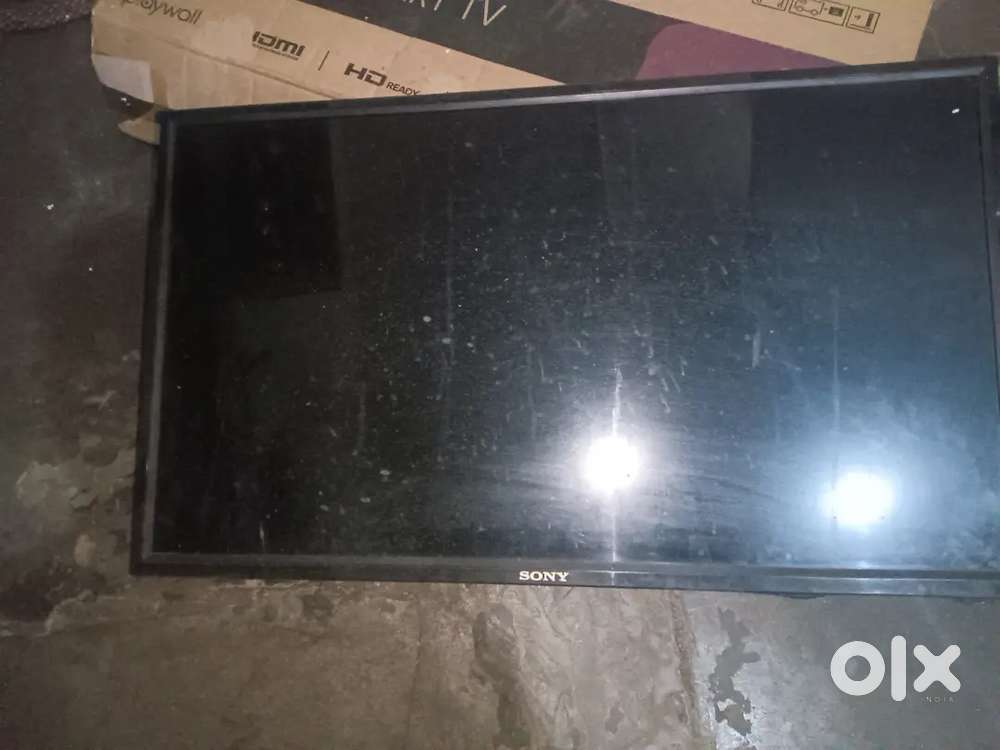32 inch but colour is lighter