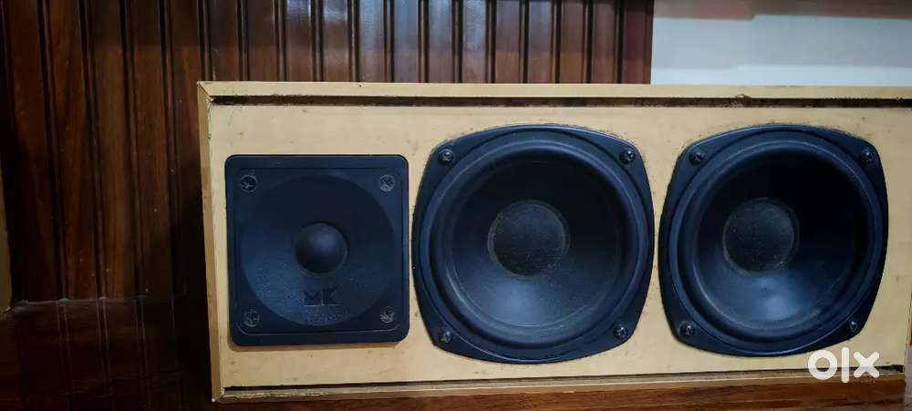 Mk sound lcr 750c dedicated centre