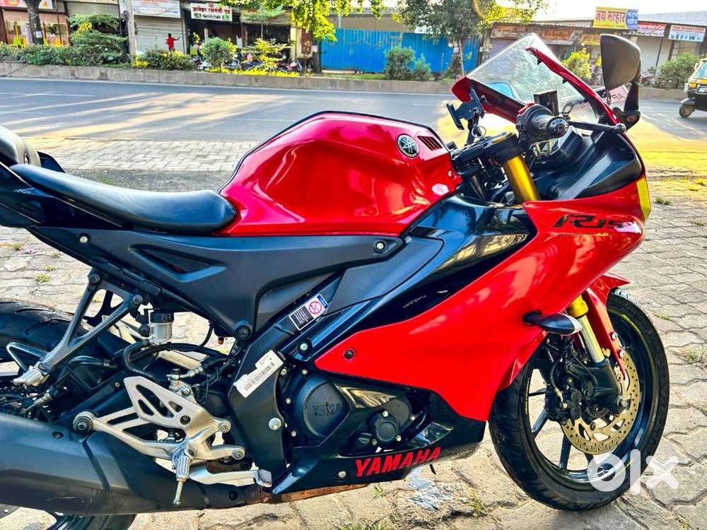 Yamaha R15