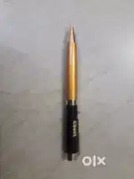 Csoft gold  and parker pen