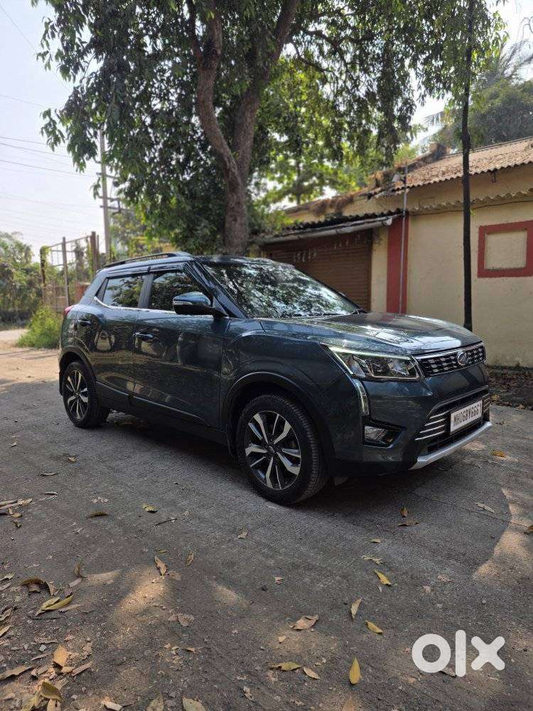 Mahindra XUV300 W8 Option, 2020, Petrol