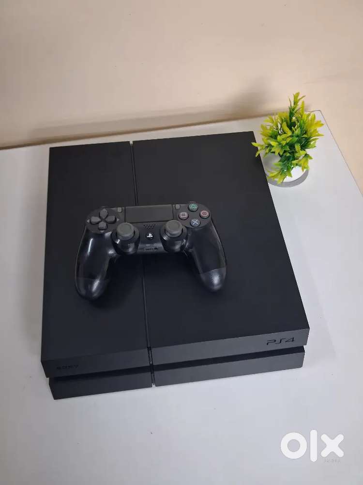 PS4 FAT 500GB • Original Sony Controller • All Cables Included