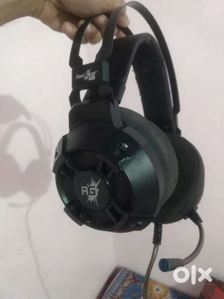 Only 900 - both - Webcam for pc , redgear RGB  headphone