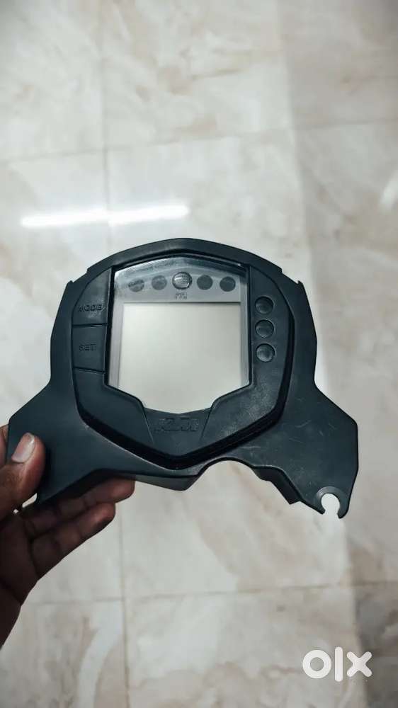 KTM DUKE SPEEDO METER SERVICE AND SALES AVAILABLE WITH WARRANTY DM ME.
