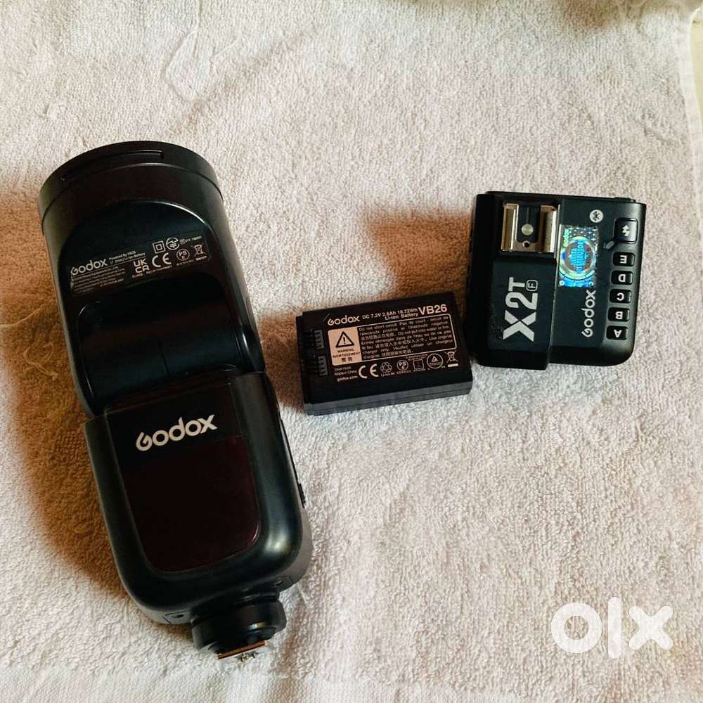 FUJIFILM (Godox V1 Flash) & Trigger