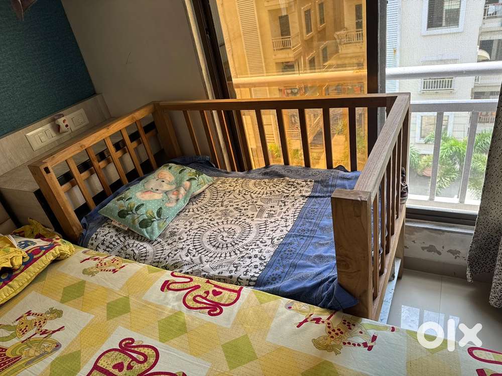 Wooden Baby Cot in good Condition
