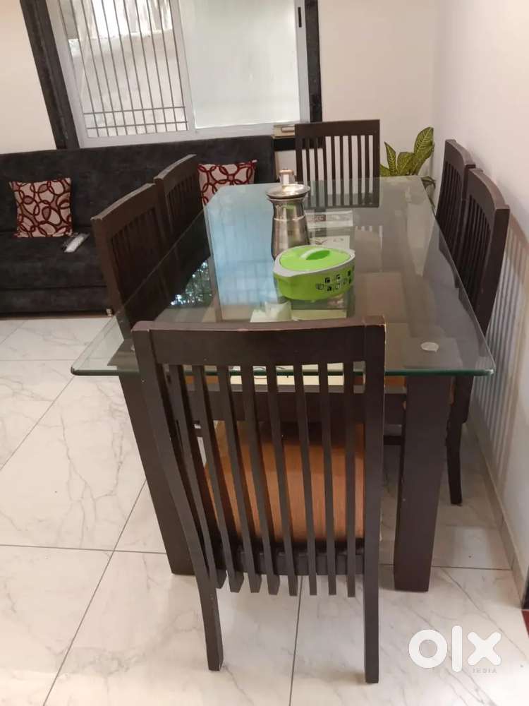 sell daining table with 6 chair