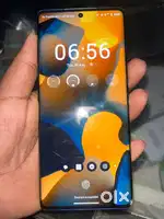 3 mahine old h Just touch plass is broken