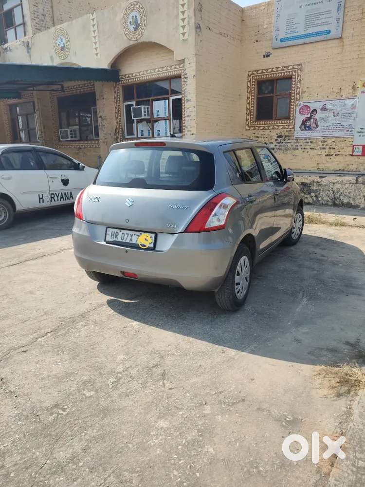 Maruti Suzuki Swift 2016 Petrol 85000 Km Driven